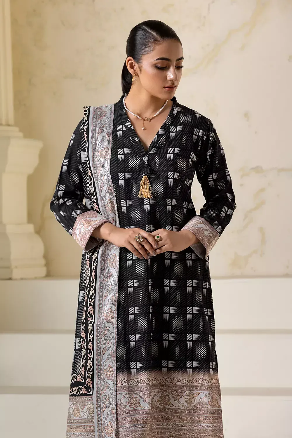 3PC Printed Unstitched Lawn Suit KLA-2751