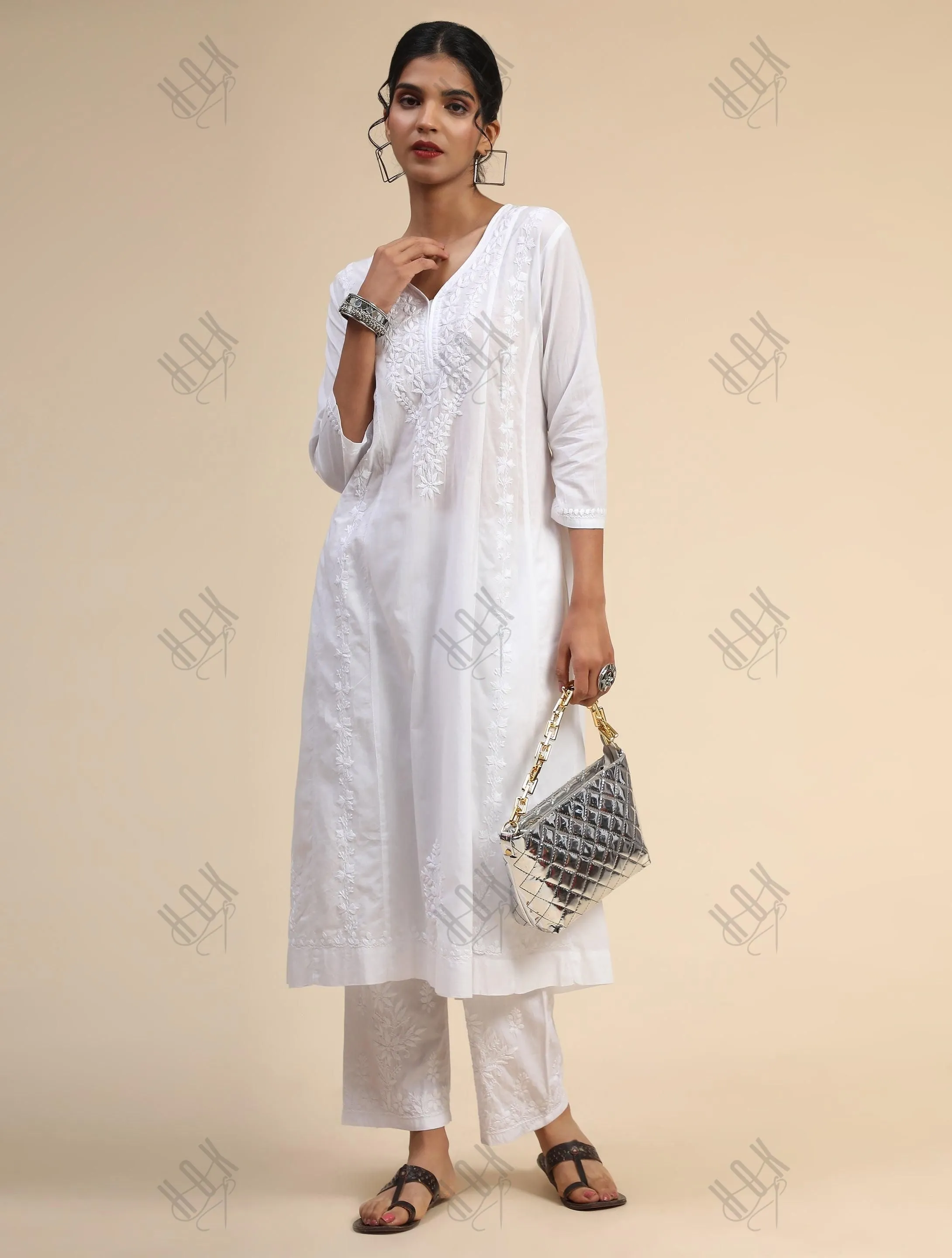 Noor House of Kari Hand embroidery Chikankari Long Kurta-White