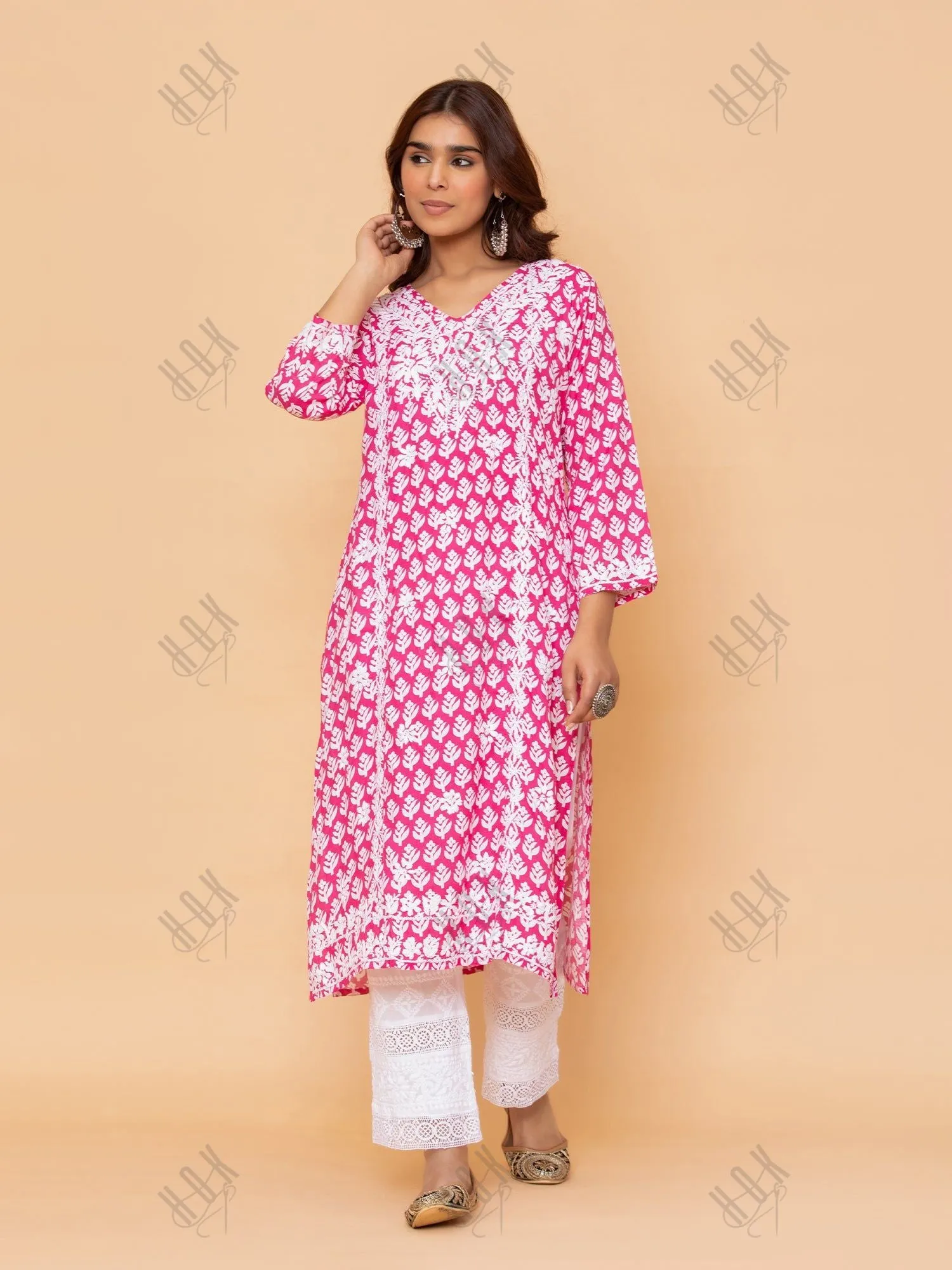 Saba Chikankari Kurta in Muslin - Pink